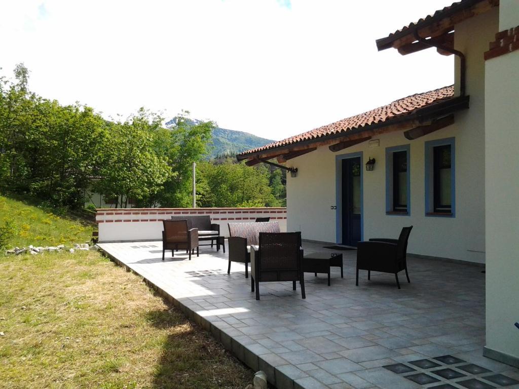 Agriturismo Bio-Ecologico Sant'Isidoro Roccaforte Mondovi ภายนอก รูปภาพ
